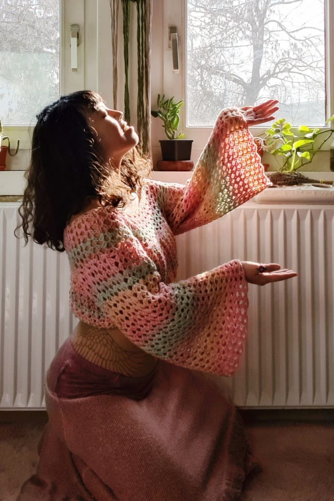Womens Fishnet Crochet Cotton Flare Bell Sleeve Jumper Crop Top Mesh See  Net